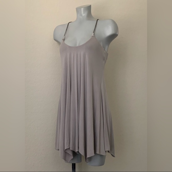 Sky Mini w/Chain Detailing - Picture 3 of 8